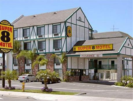 Super 8 Westminster, CA/Huntington Beach Area