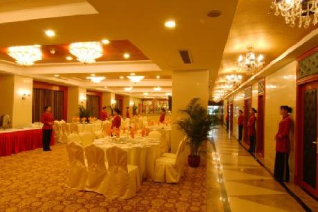 South Pacific International Hotel