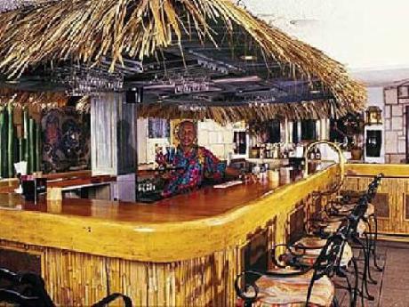 Doctors Cave Beach Hotel