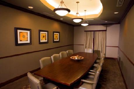 Four Points by Sheraton Knoxville Cumberland House Hotel