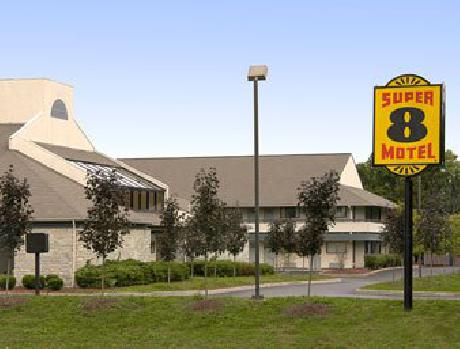 Super 8 Cincinnati OH