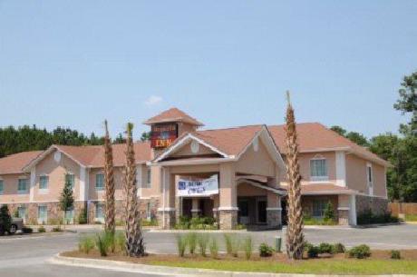 Magnolia Inn and Suites