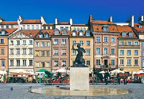 Courtyard Warsaw Airport