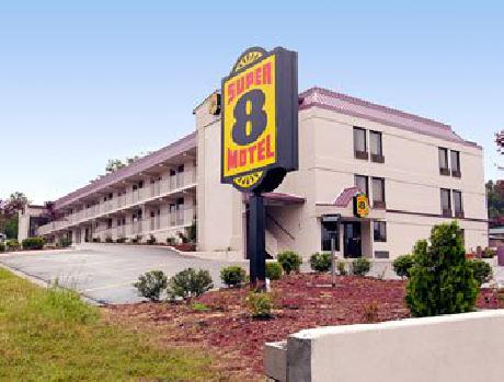 Super 8 Raleigh Downtown South
