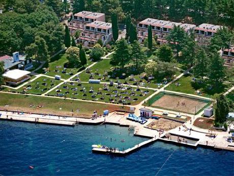 Luna Hotel and Residence