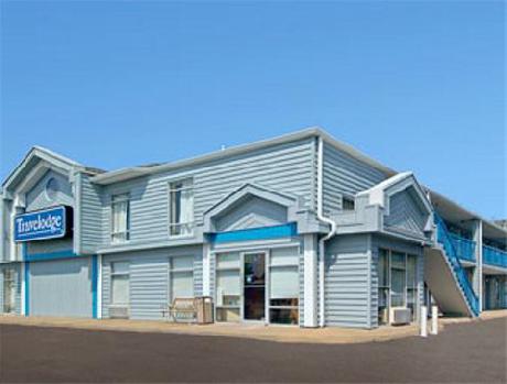 Travelodge Virginia Beach    Bay Beach