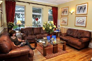 Queens Hotel and Spa