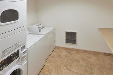 Holiday Inn Express Hotel & Suites PIERRE-FORT PIERRE