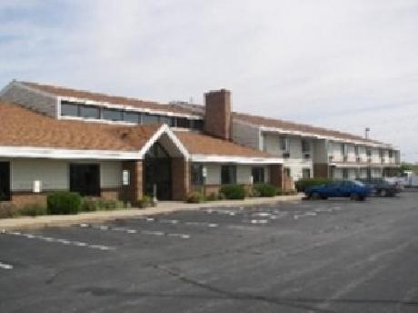 AmericInn Waupun