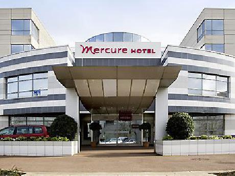 Mercure Paris Massy Gare TGV