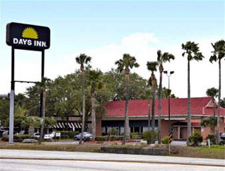 Days Inn Tampa Airport Stadium