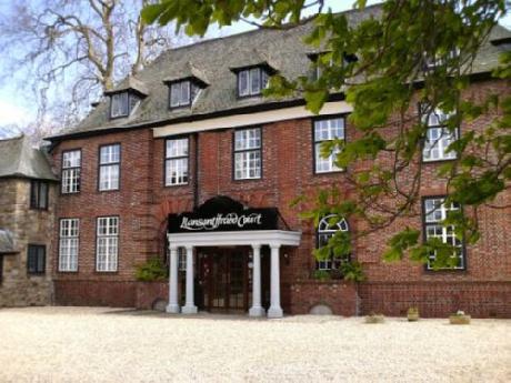 Llansantffraed Court Hotel