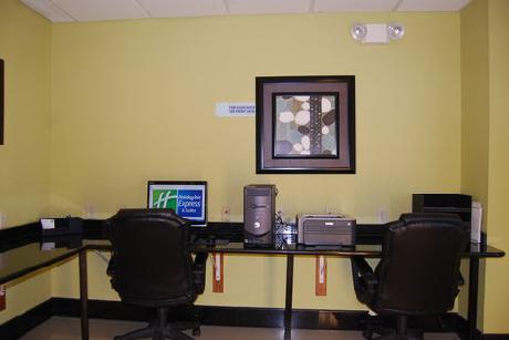 Holiday Inn Express Hotel & Suites TELL CITY