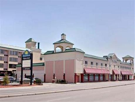 Days Inn - Calgary South