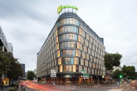 Holiday Inn PARIS - PORTE DE CLICHY