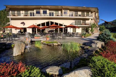 BEST WESTERN PLUS Lodge at River's Edge