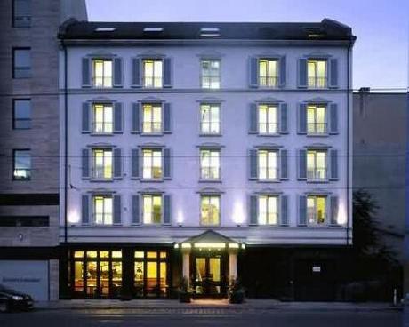 Critchley Hackle Lodge