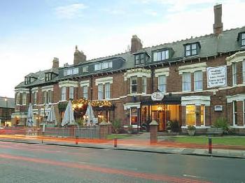 CAIRN HOTEL  NEWCASTLE UPON TYN