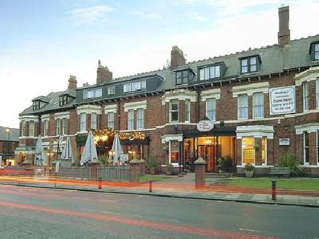 CAIRN HOTEL  NEWCASTLE UPON TYN