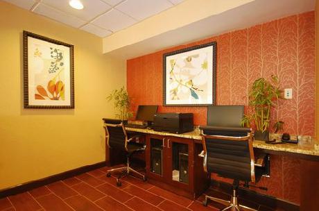 Holiday Inn Express FORSYTH