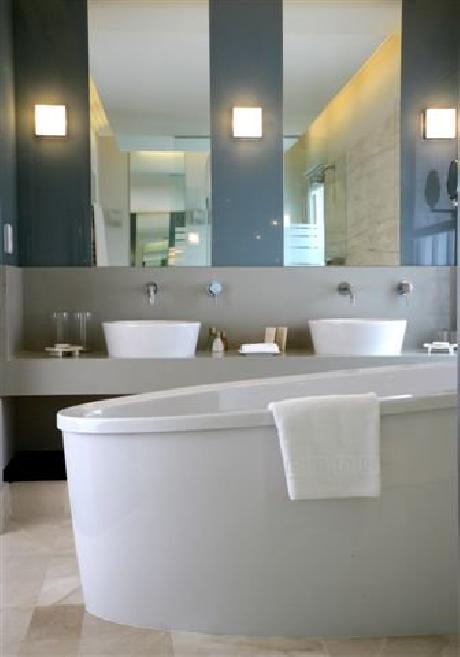 The Cellars Hohenort Hotel