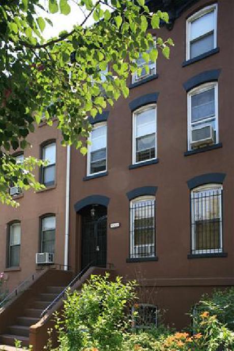 Brooklyn Suites - Classon Ave