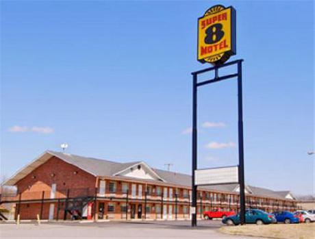 Super 8 Whites Creek/ Nashville NW Area