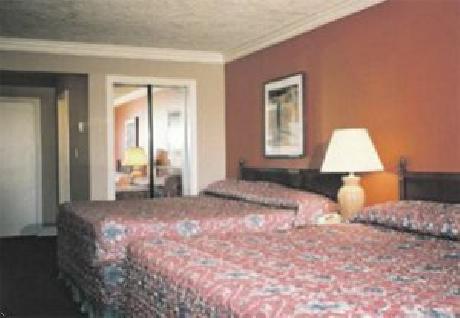 Travelers Inn City Center