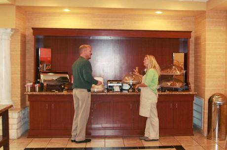 Hampton Inn  Suites AlbuquerqueCoors Road