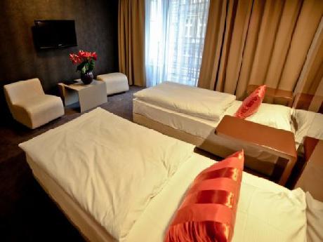 Platinum Palace Apartments