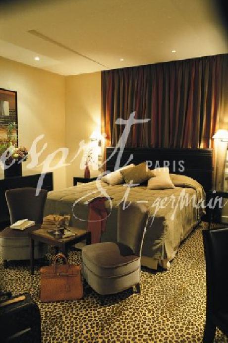 Esprit Saint Germain