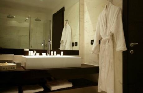 Town House 70 Suite Hotel