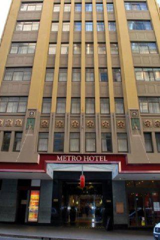 Metro Hotel on Pitt