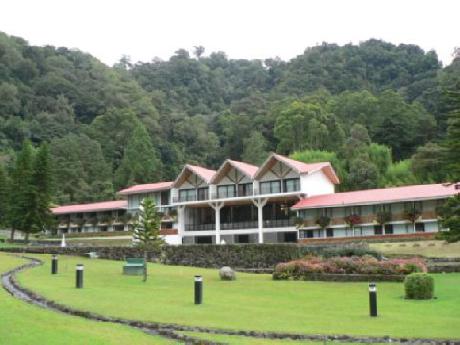 Hotel Bambito And Resort