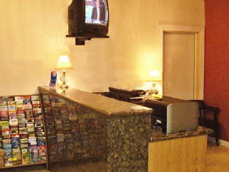 Passport Inn and Suites Kemah Walk to Boardwalk