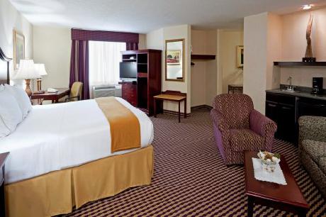 Holiday Inn Express PARAMUS