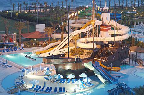 Titanic De Luxe Beach and Resort Hotel Antalya