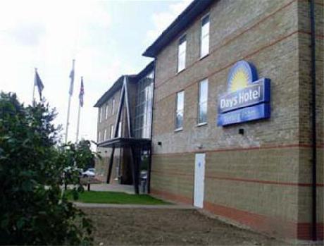 Days Hotel London Stansted - M11