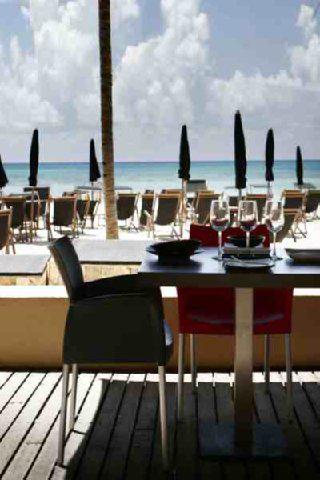 Mosquito Beach  Hotel Club