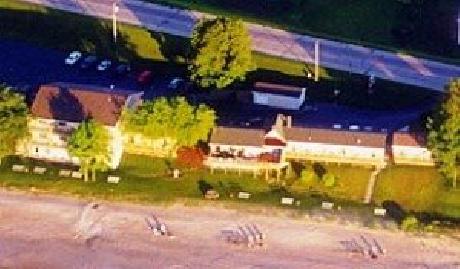 Algoma Beach Motel