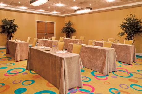 Holiday Inn SARASOTA-AIRPORT