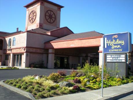Holiday Inn Express FORTUNA (FERNDALE AREA)
