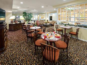 BEST WESTERN PLUS Westchase Mini-Suites