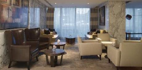 Bonnington Jumeirah Lakes Towe