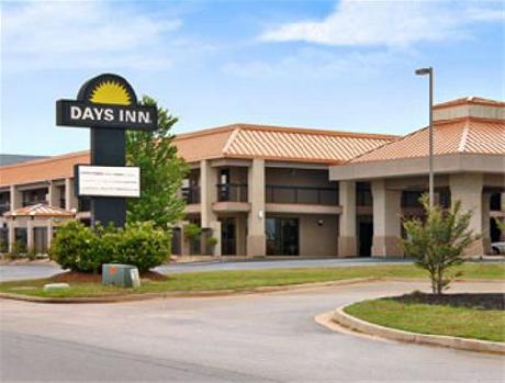Days Inn and Suites