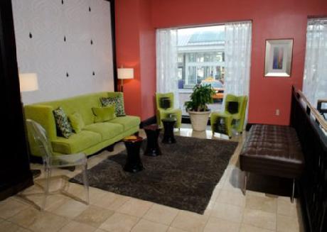 Comfort Suites Downtown Convention Center