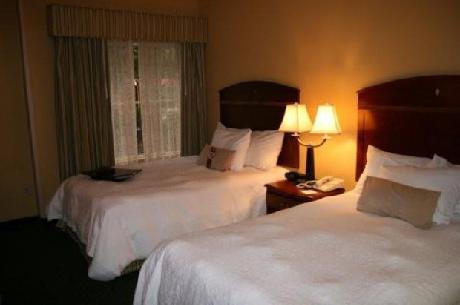 Hampton Inn  Suites Ft Lauderdale Airport