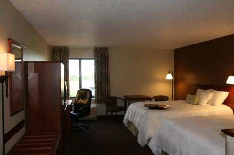 Hampton Inn of North Sioux City