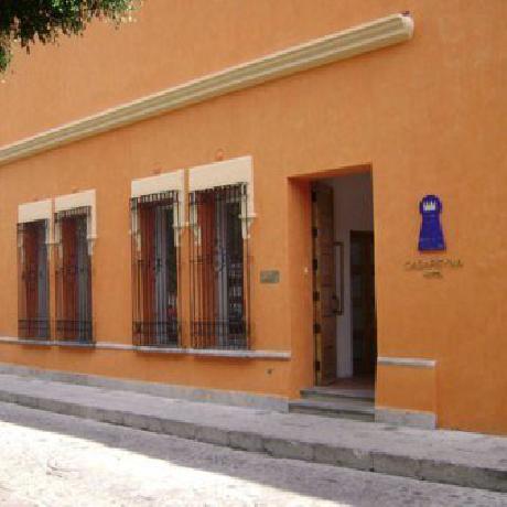 Casa Reyna Hotel