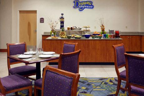 Holiday Inn Express Hotel & Suites TOLUCA ZONA AEROPUERTO